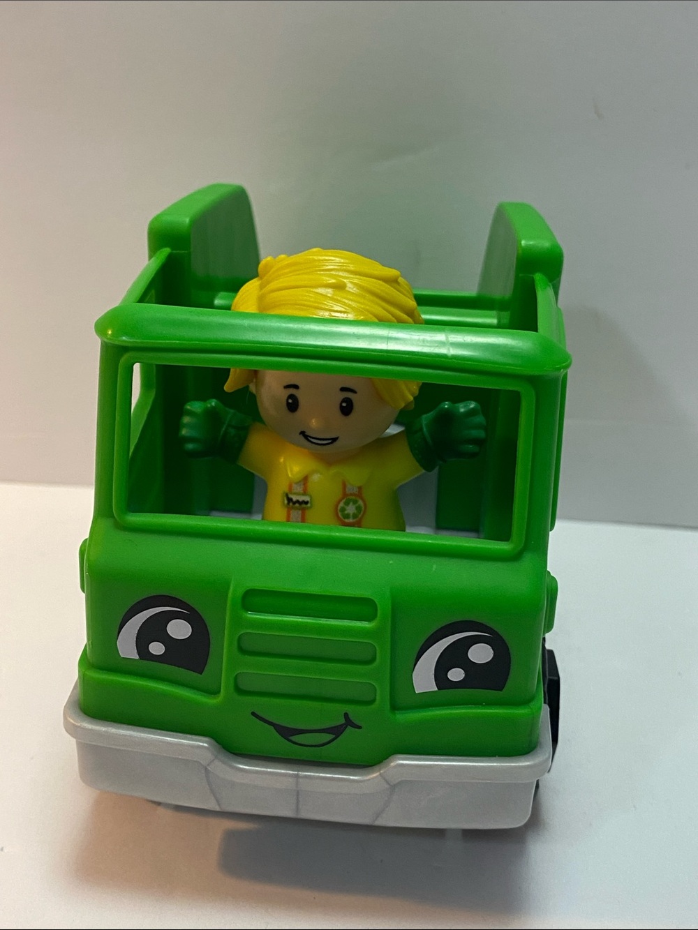 Fisher price - little people garbage truck + worker character